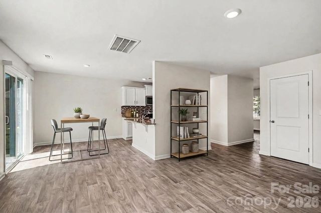2727 Waybrook Drive, Dallas, NC 28034