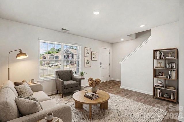 2727 Waybrook Drive, Dallas, NC 28034