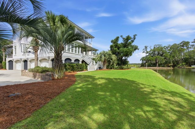 403 Evian Way, Mount Pleasant, SC 29464