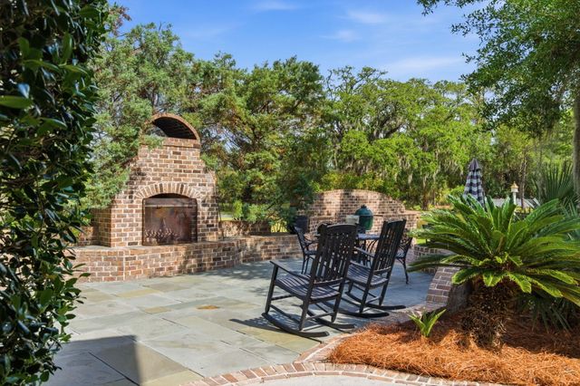 403 Evian Way, Mount Pleasant, SC 29464