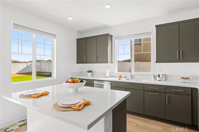 30830 White Pines Drive, Menifee, CA 92584