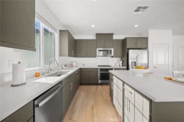 30830 White Pines Drive, Menifee, CA 92584