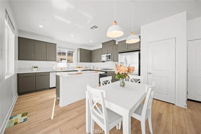 30830 White Pines Drive, Menifee, CA 92584