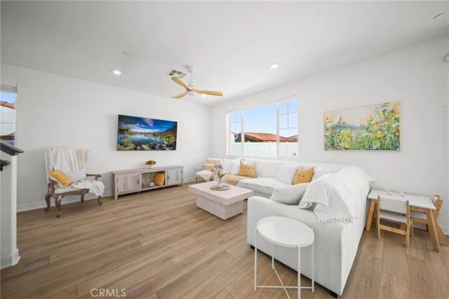 30830 White Pines Drive, Menifee, CA 92584