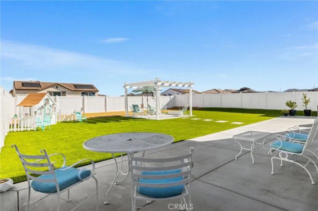 30830 White Pines Drive, Menifee, CA 92584