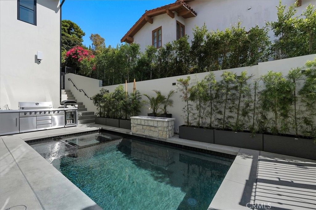 Image 6 of property listing at 2532 Via Sanchez, Palos Verdes Estates, CA 90274