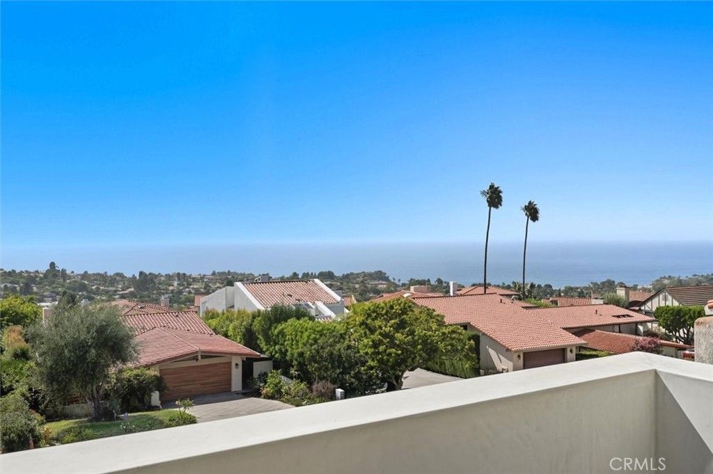 Image 7 of property listing at 2532 Via Sanchez, Palos Verdes Estates, CA 90274