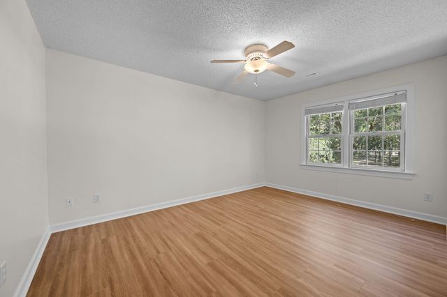 17 Plantation Circle, Summerville, SC 29485