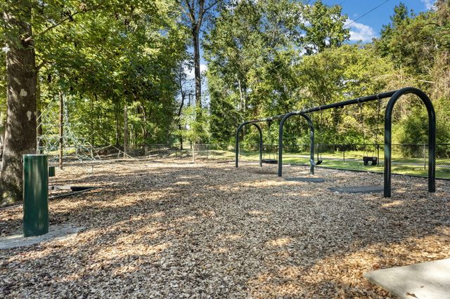 17 Plantation Circle, Summerville, SC 29485