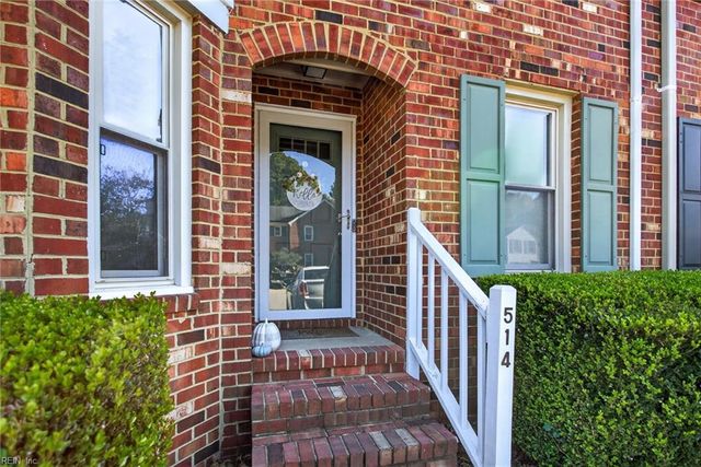 514 Mulligan DR, Virginia Beach, VA 23462