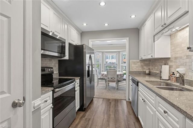 514 Mulligan DR, Virginia Beach, VA 23462
