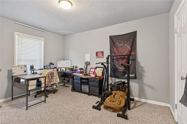 514 Mulligan DR, Virginia Beach, VA 23462