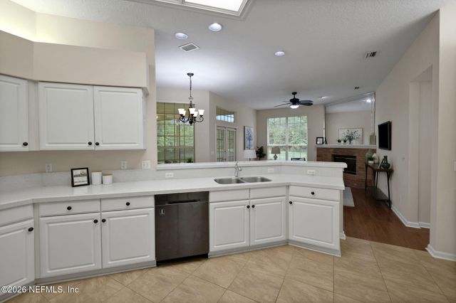 1768 GREENRIDGE Circle E, St. Johns, FL 32259