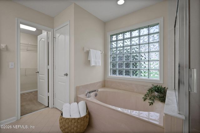 1768 GREENRIDGE Circle E, St. Johns, FL 32259
