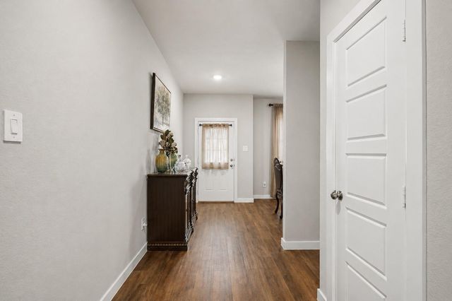 437 Ridge Palm Road, Magnolia, TX 77354