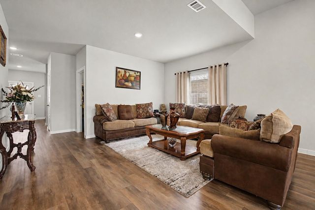 437 Ridge Palm Road, Magnolia, TX 77354