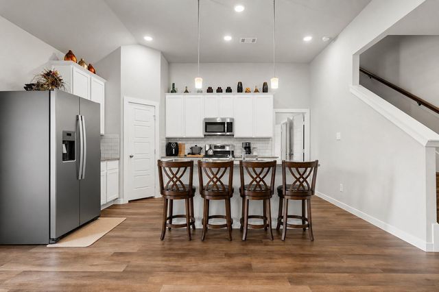 437 Ridge Palm Road, Magnolia, TX 77354
