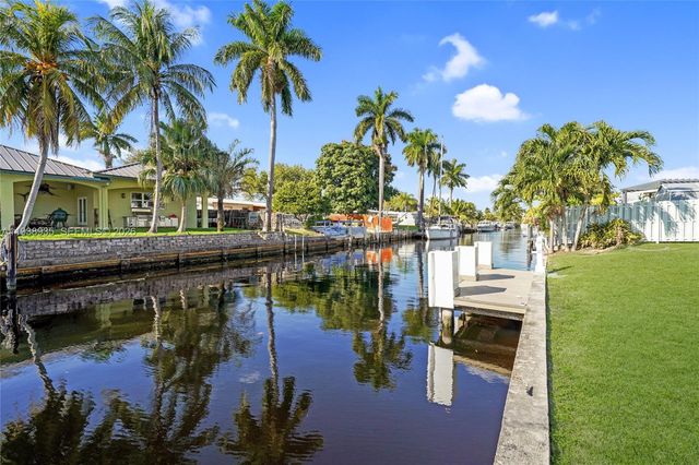 2649 Key Largo Ln, Fort Lauderdale, FL 33312