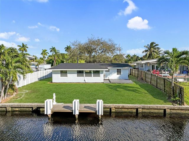 2649 Key Largo Ln, Fort Lauderdale, FL 33312
