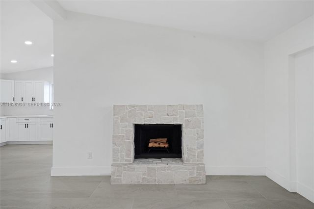 2649 Key Largo Ln, Fort Lauderdale, FL 33312