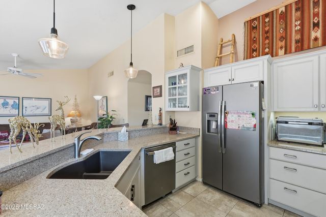 37120 S Canyon View Drive, Saddlebrooke, AZ 85739