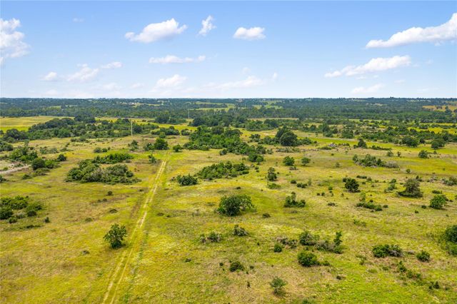 1055 Lisa Mae Road, Bellville, TX 77418