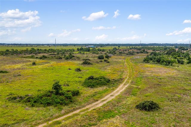 1055 Lisa Mae Road, Bellville, TX 77418