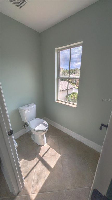 Image 16 of property listing at 2835 MIGLIARA LANE, Ocoee, FL 34761