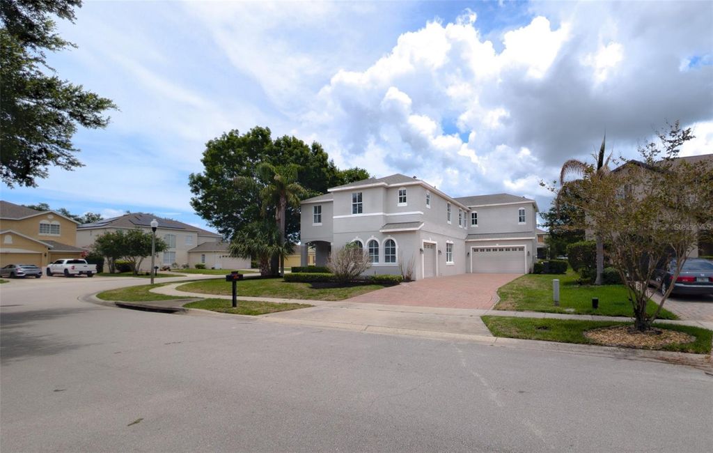 Image 59 of property listing at 2835 MIGLIARA LANE, Ocoee, FL 34761