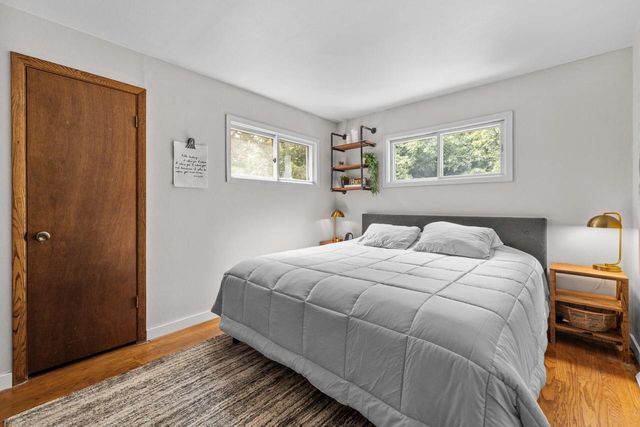 450 W Bradley ROAD, Fox Point, WI 53217