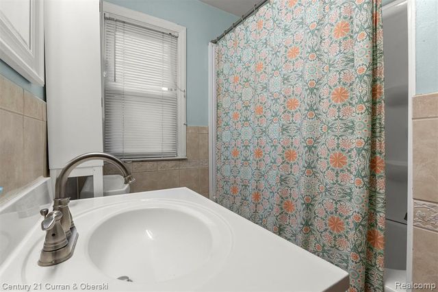 4123 Abbott Avenue, Lincoln Park, MI 48146