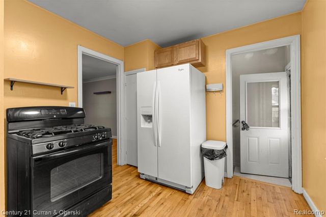 4123 Abbott Avenue, Lincoln Park, MI 48146