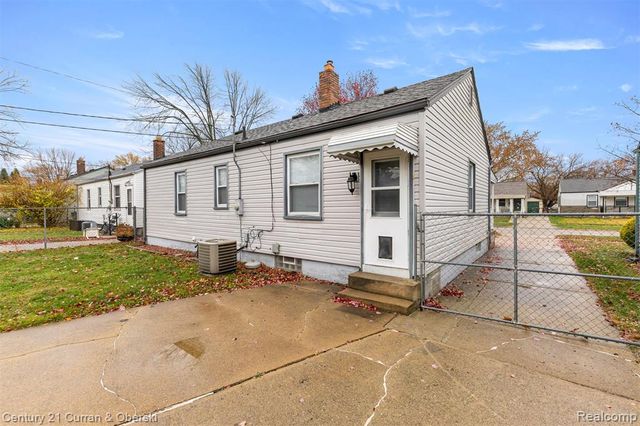 4123 Abbott Avenue, Lincoln Park, MI 48146