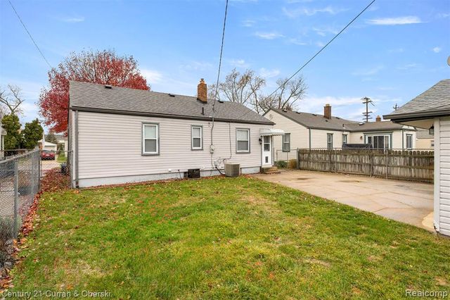 4123 Abbott Avenue, Lincoln Park, MI 48146