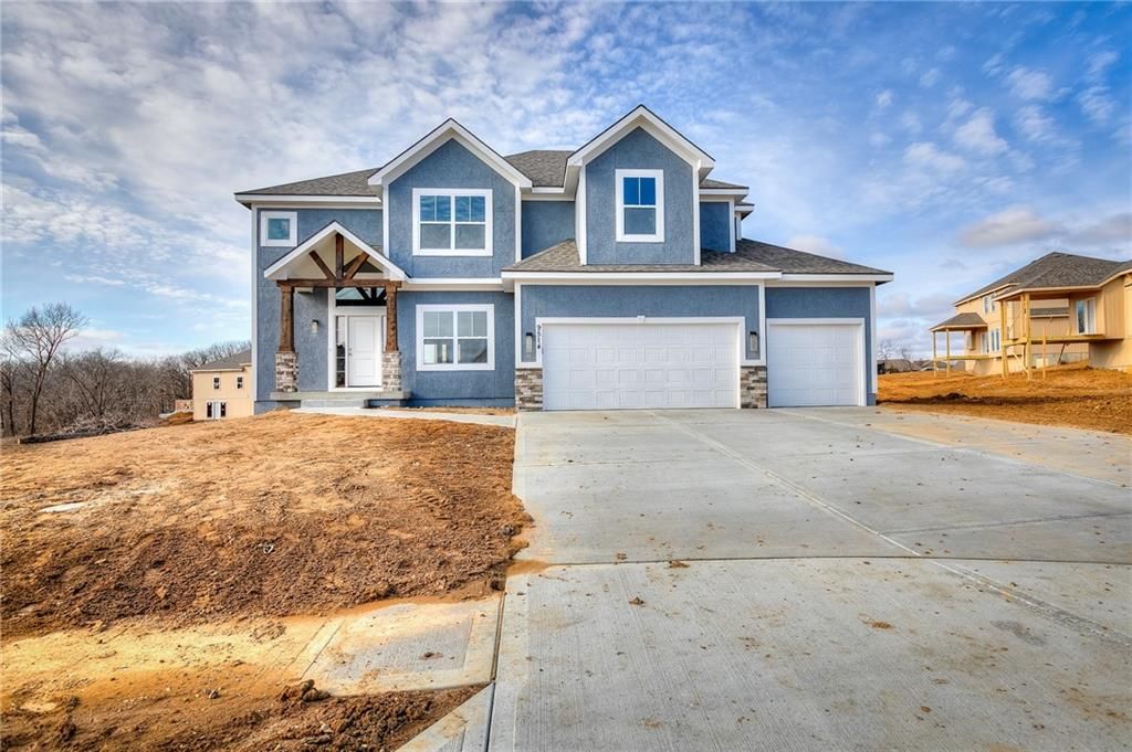 10503 N Highland Place, Kansas City, MO 64155