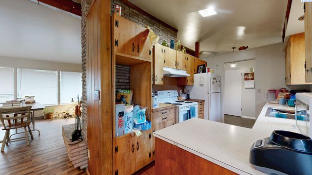 1645 NE Lower Drive, Pullman, WA 99163