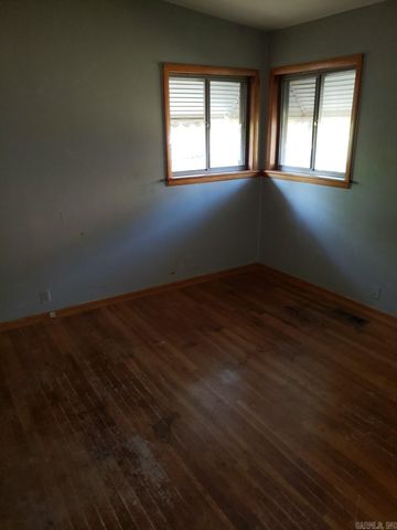 416 W 52nd St, North Little Rock, AR 72118