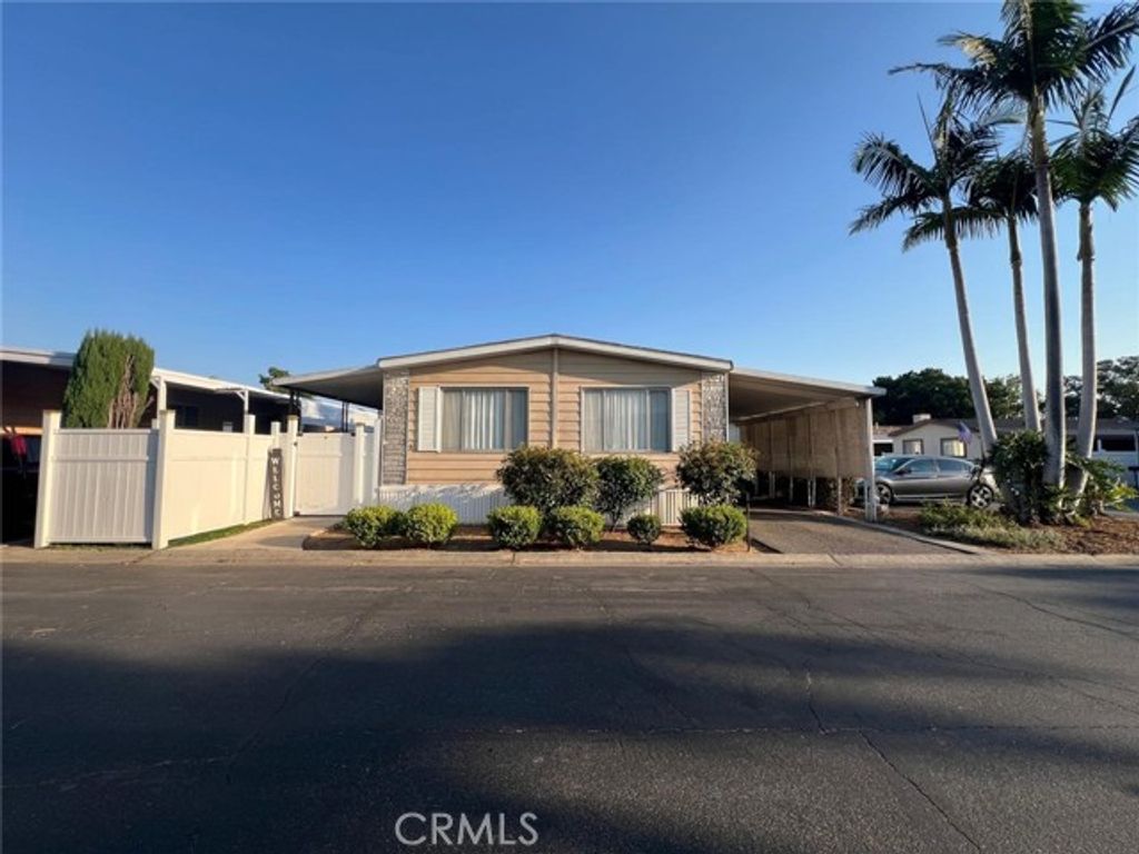 201 W Collins Avenue 40, Orange, CA 92867