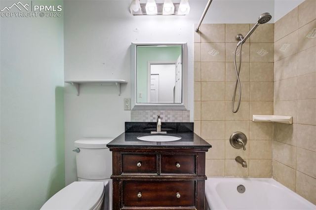 70 Caledonia Road, Pueblo, CO 81001