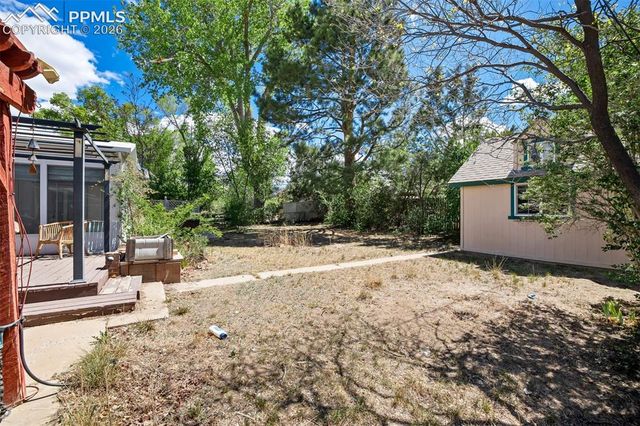 70 Caledonia Road, Pueblo, CO 81001