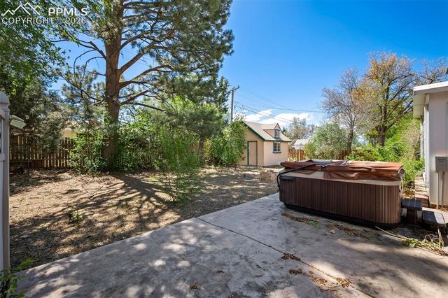 70 Caledonia Road, Pueblo, CO 81001