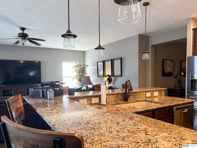 4519 N 206th Street, Elkhorn, NE 68022