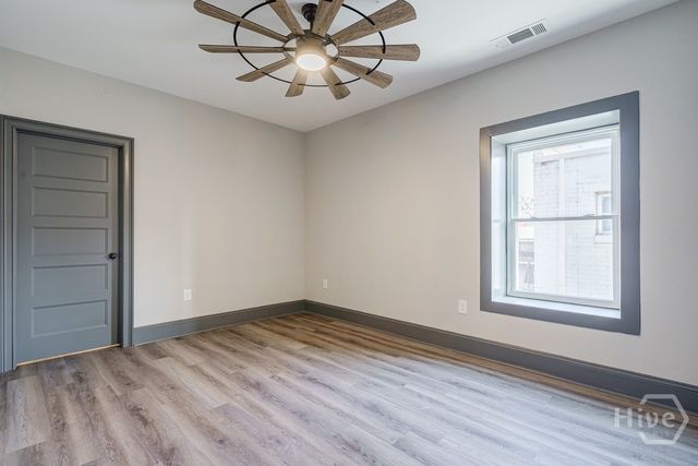 34 Depot St 24, Hartwell, GA 30643