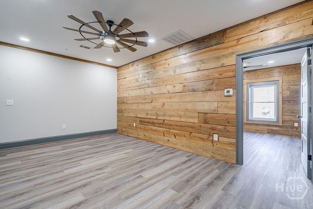 34 Depot St 24, Hartwell, GA 30643