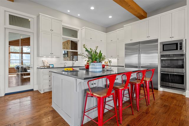 15021 Sendero Lane, Woodway, TX 76712