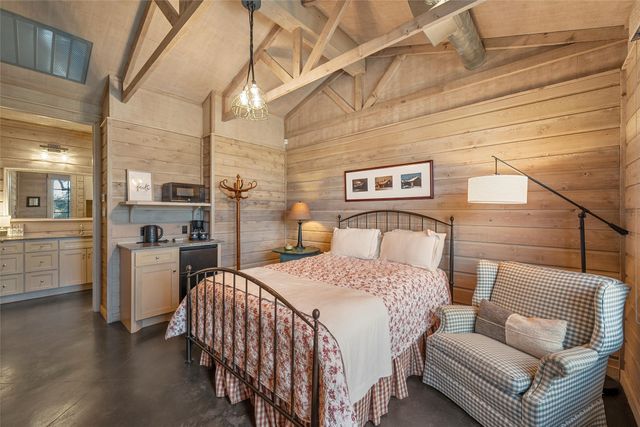 15021 Sendero Lane, Woodway, TX 76712