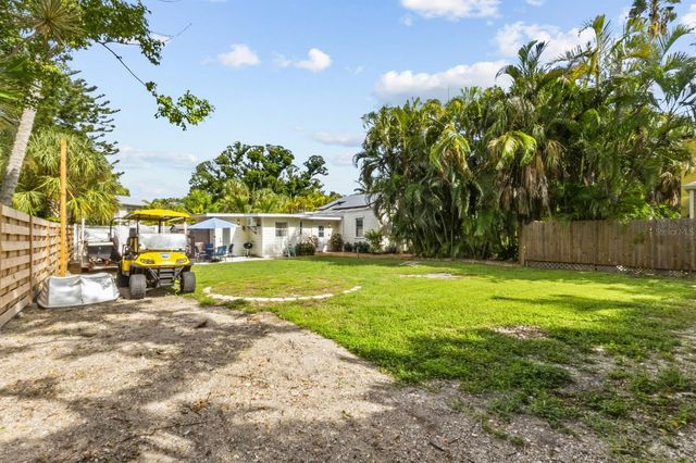 760 LONGBOAT COURT, Longboat Key, FL 34228