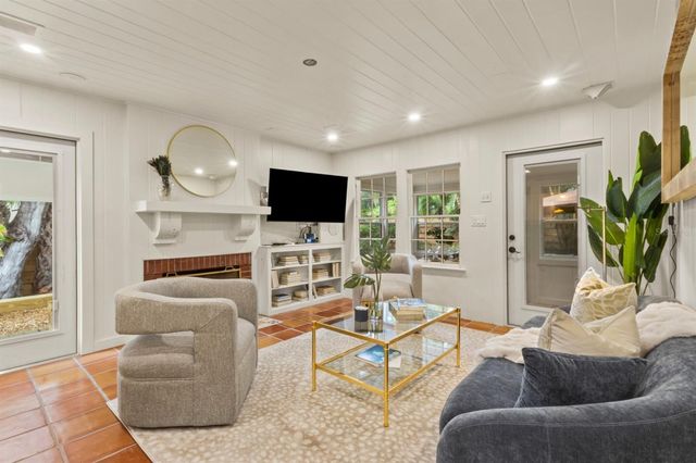 760 LONGBOAT COURT, Longboat Key, FL 34228