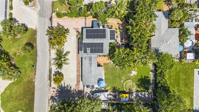 760 LONGBOAT COURT, Longboat Key, FL 34228