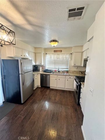 4974 Vail, San Bernardino, CA 92407